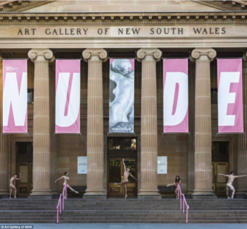 El primer espectáculo de baile del mundo para espectadores completamente desnudos tuvo lugar en Sydney
