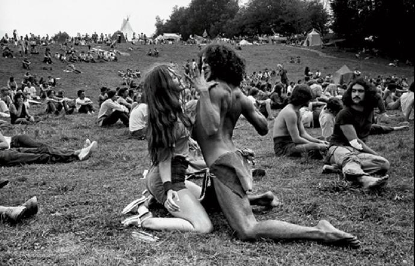 El secreto de la generación hippie: cómo una pareja que ha vivido juntos durante 50 años se convirtió en un símbolo de amor libre