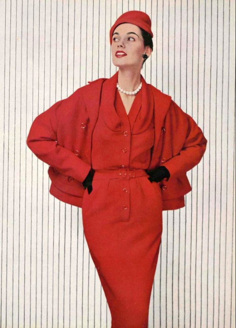 Elegancia atemporal: fascinantes diseños de los años 50 de Jean Patou
