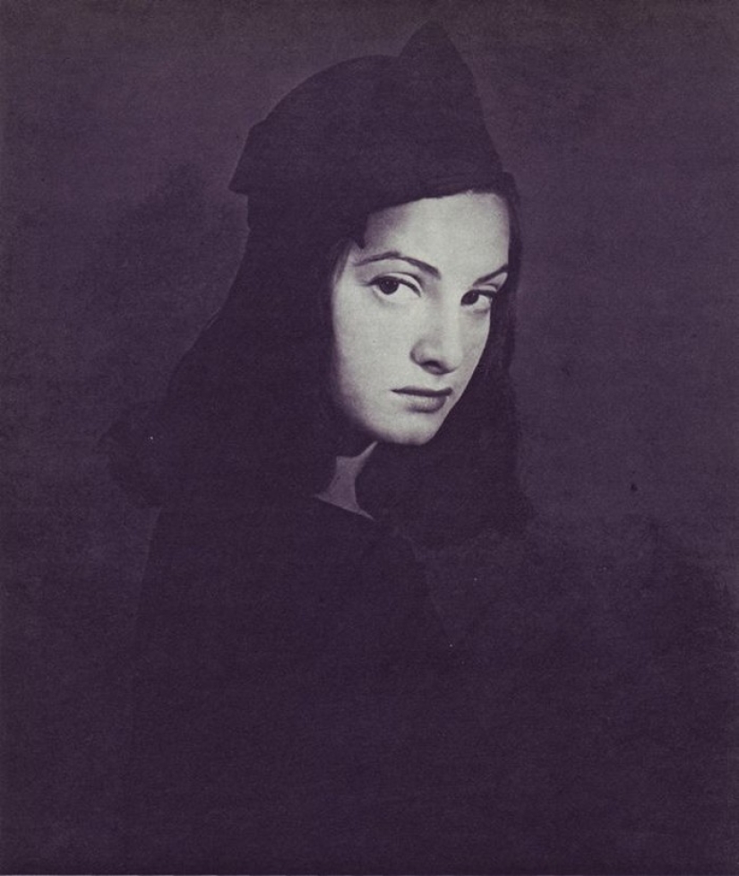 Erwin Blumenfeld — photographer of beautiful women