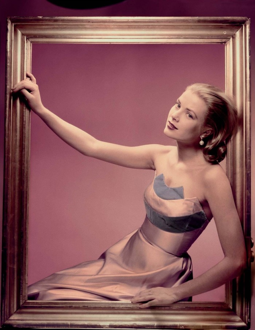 Erwin Blumenfeld — photographer of beautiful women