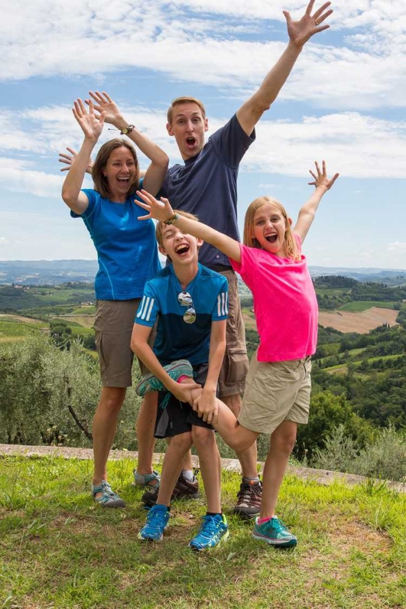 Esta familia vendió su casa y autos para viajar alrededor del mundo.