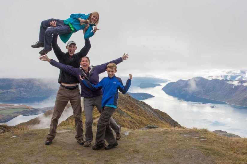 Esta familia vendió su casa y autos para viajar alrededor del mundo.