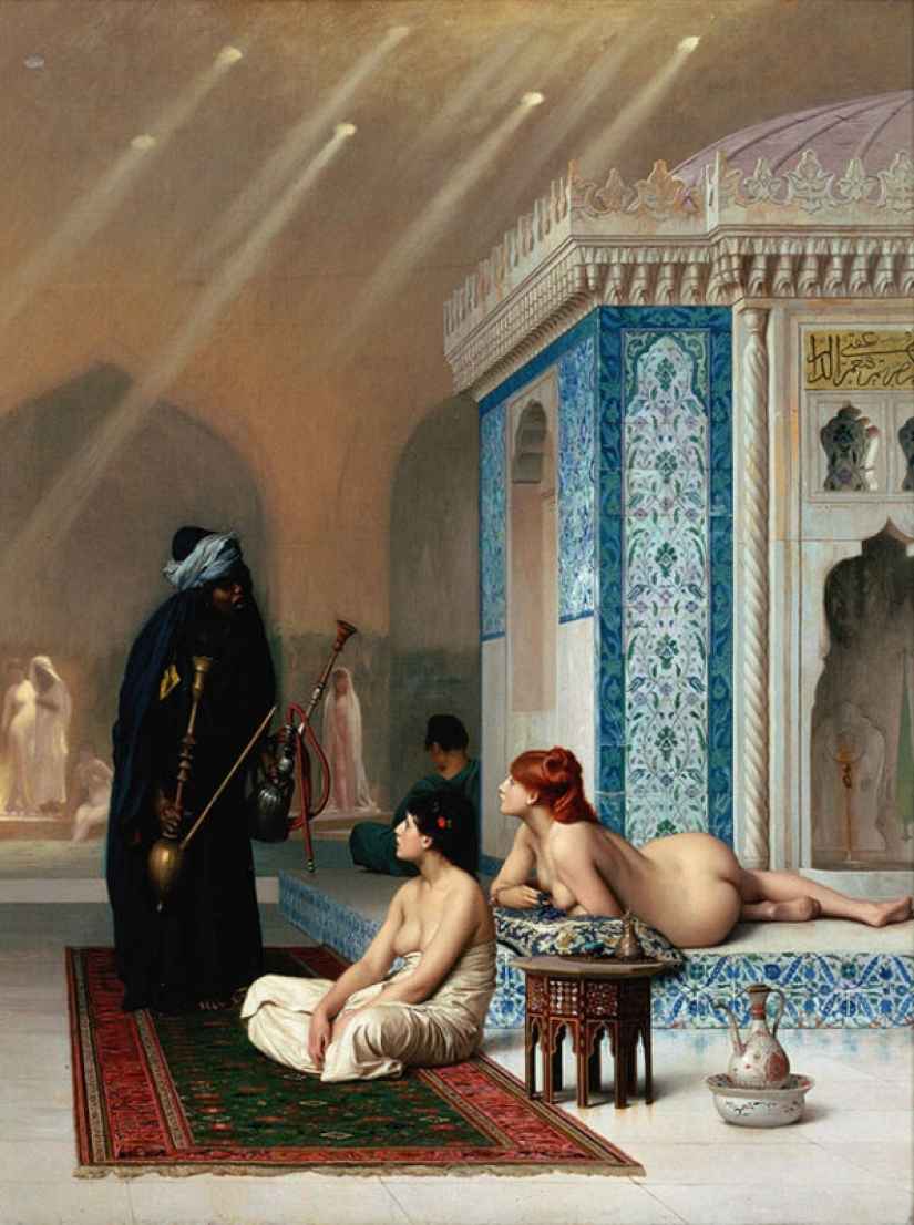 Eunuchs of the Sultan's court: a brilliant career in exchange for male happiness