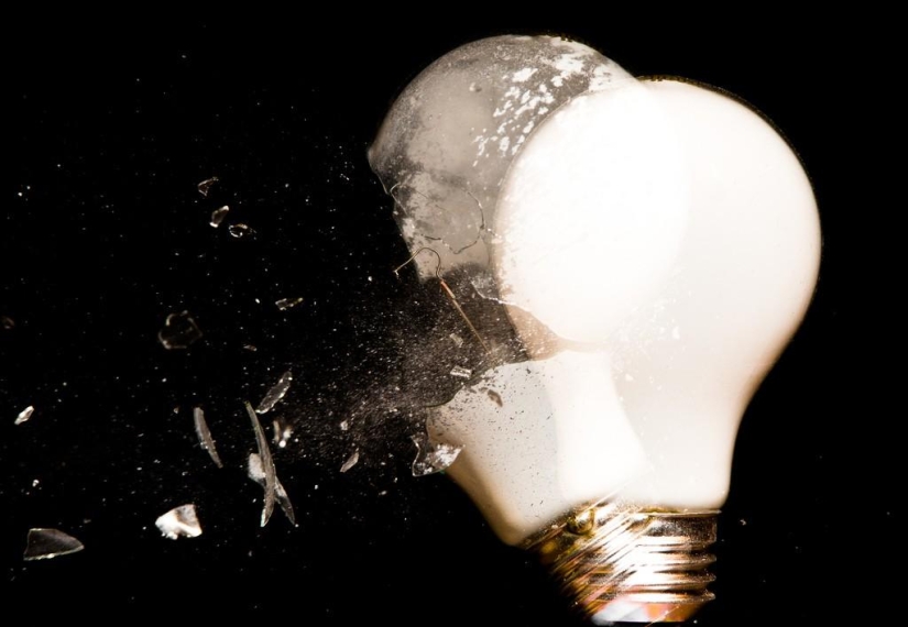 &quot;Exploding light bulbs as a sedative&quot;: a recipe from John Smith