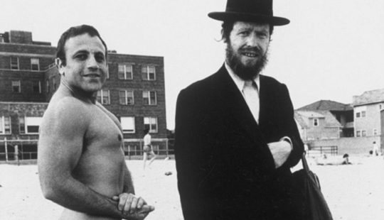 Extraños personajes de Nueva York en la lente de Arlene Gottfried desde la década de 1970 hasta la actualidad