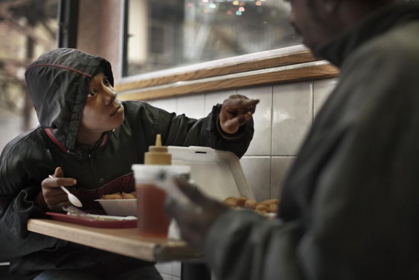 Family relationships of homeless people from the New York subway