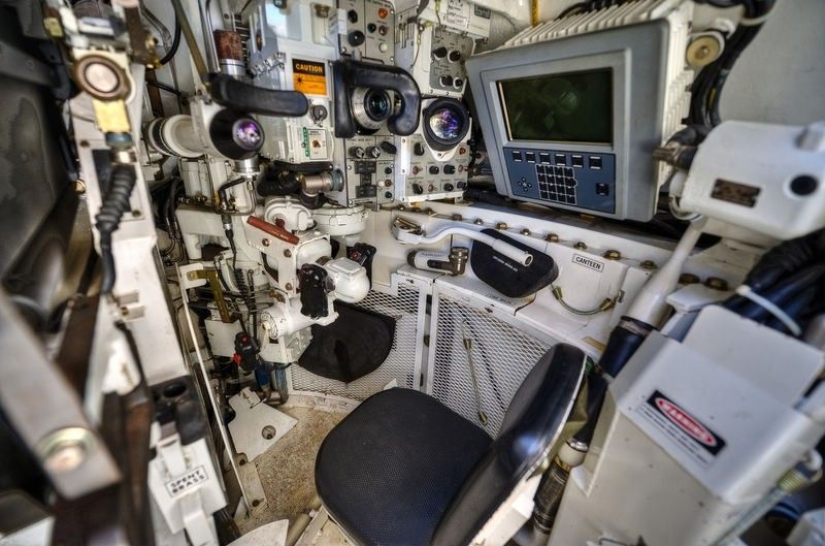 Fascinating photos from the cabins of different vehicles