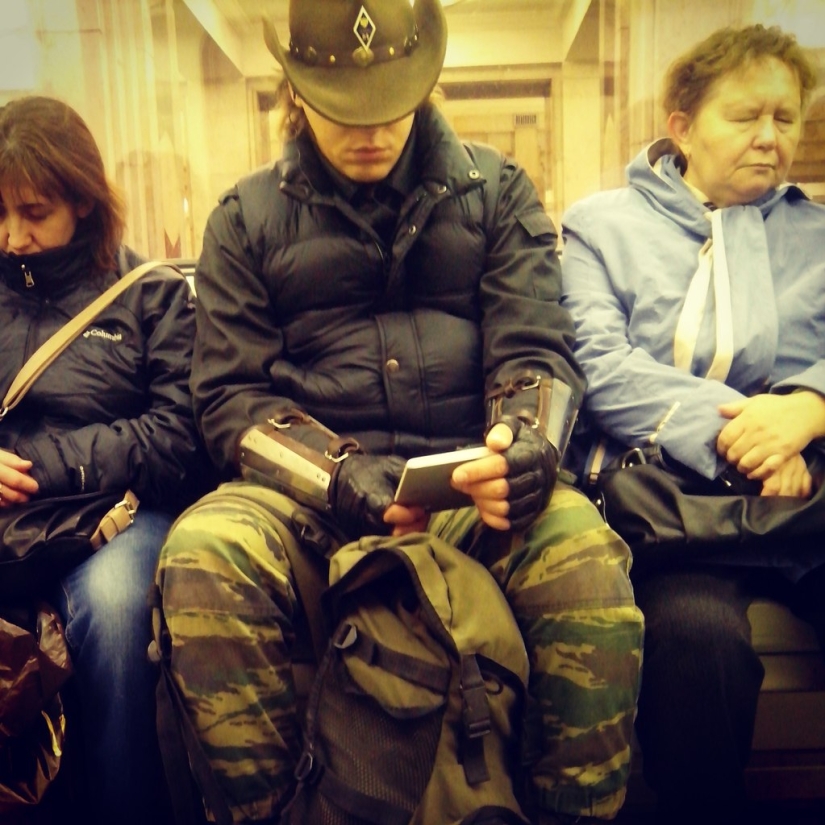 Fashionable people of the Moscow metro