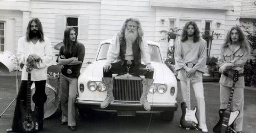 Father Yod and his "Family": the amazing story of an American cult