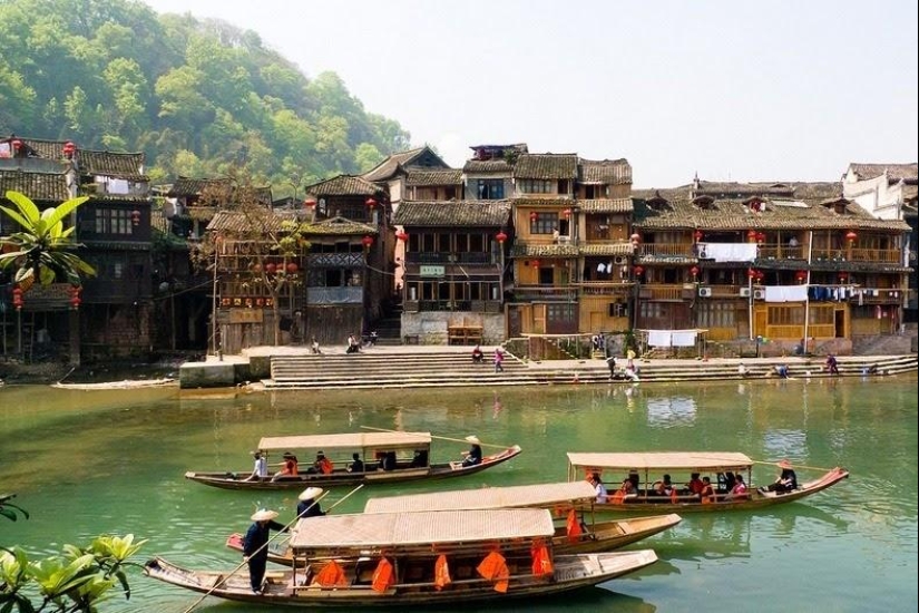 Fenghuang is one of the most beautiful cities in China