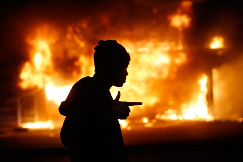 Ferguson en llamas