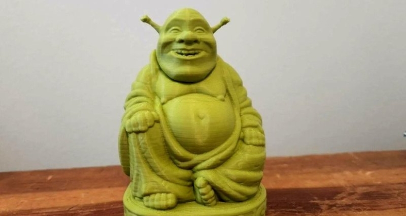 Filipina prayed to the Shrek figurine for four years, considering him a Buddha