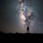 Finn wanders alone under the stars and makes fascinating shots