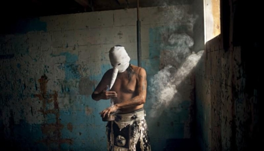 Fotos surrealistas de la vida de los indios Oglala Lakota modernos