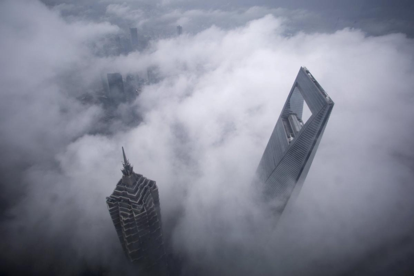 Fotos vertiginosas y fascinantes: ciudades en las nubes