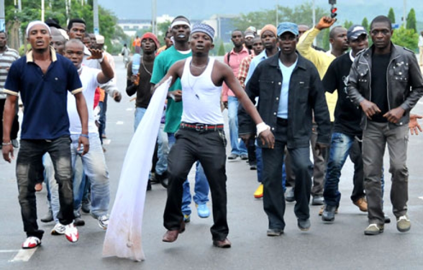 Fraternidades Estudiantiles de Nigeria: rituales sangrientos, asesinatos y secuestros