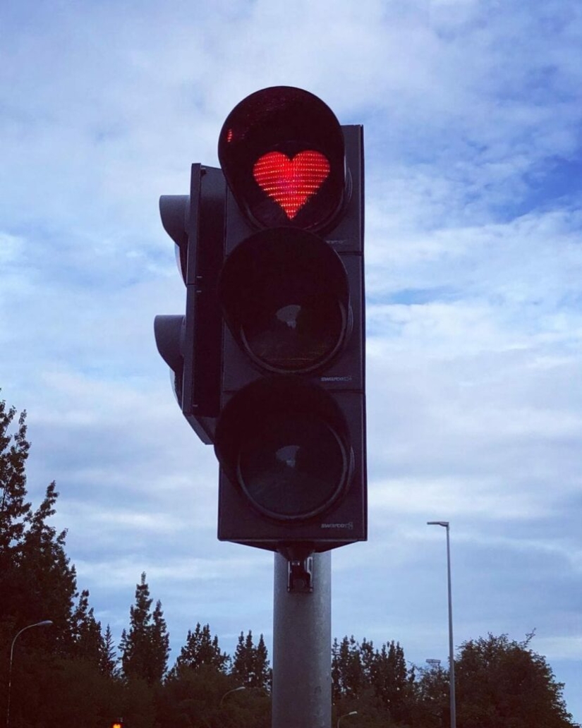 From hearts to Karl Marx: 13 unusual traffic signals from around the world