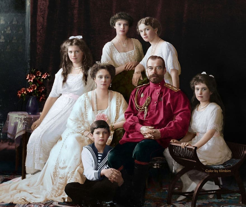 From Rasputin to Vysotsky: famous faces in color