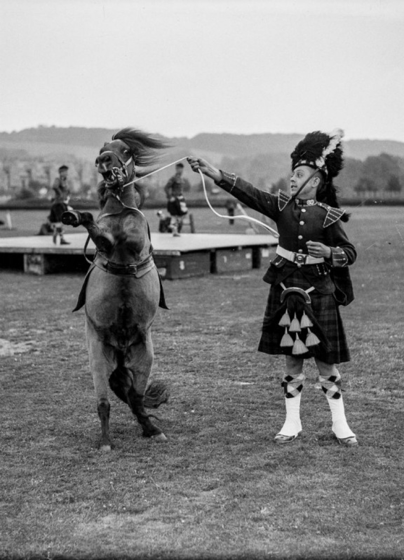 Fuerza, Coraje y Faldas Voladoras - Highland Games en Escocia