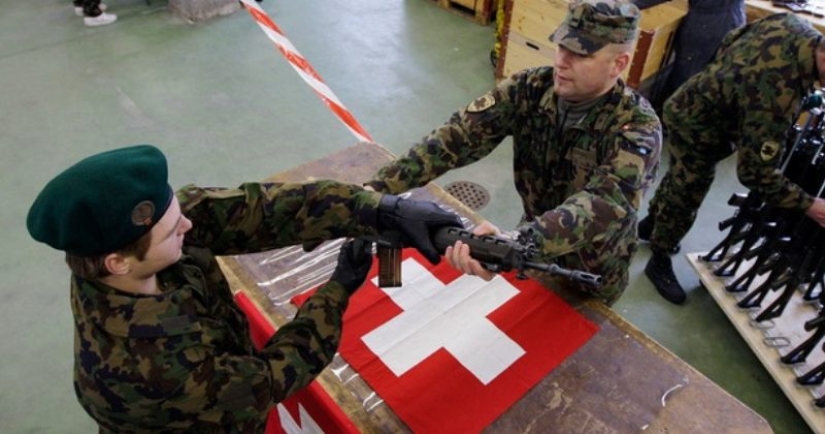 Fuerzas Armadas Suizas: por qué un país necesita un ejército que no esté luchando