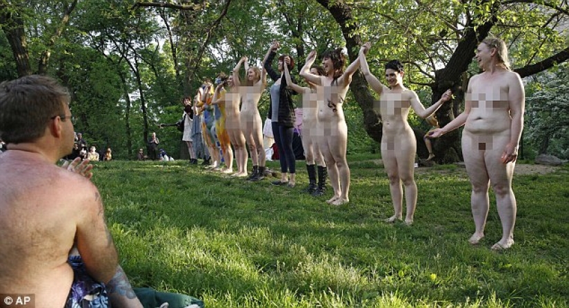 Fully nude actresses will play in a Shakespearean play in a New York park