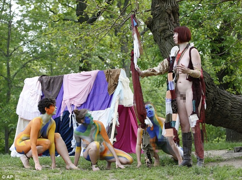 Fully nude actresses will play in a Shakespearean play in a New York park