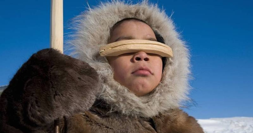 Gafas de nieve de los pueblos del Norte, conocidas desde hace varios miles de años
