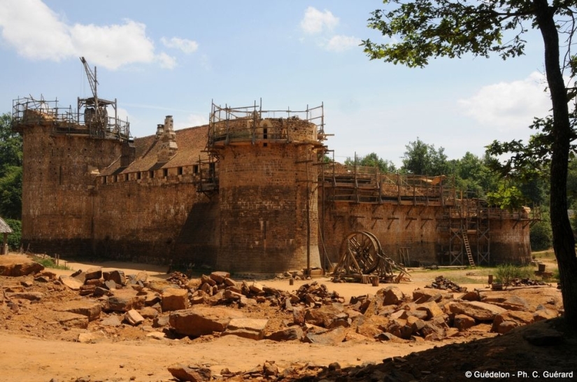 Gedelon es un castillo medieval en Francia, que se está construyendo ahora