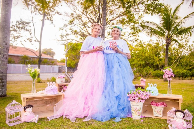 Gemelos de Brasil celebran su 100 aniversario con una alegre sesión de fotos