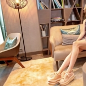German model lengthened her legs by 14 cm and is not going to stop