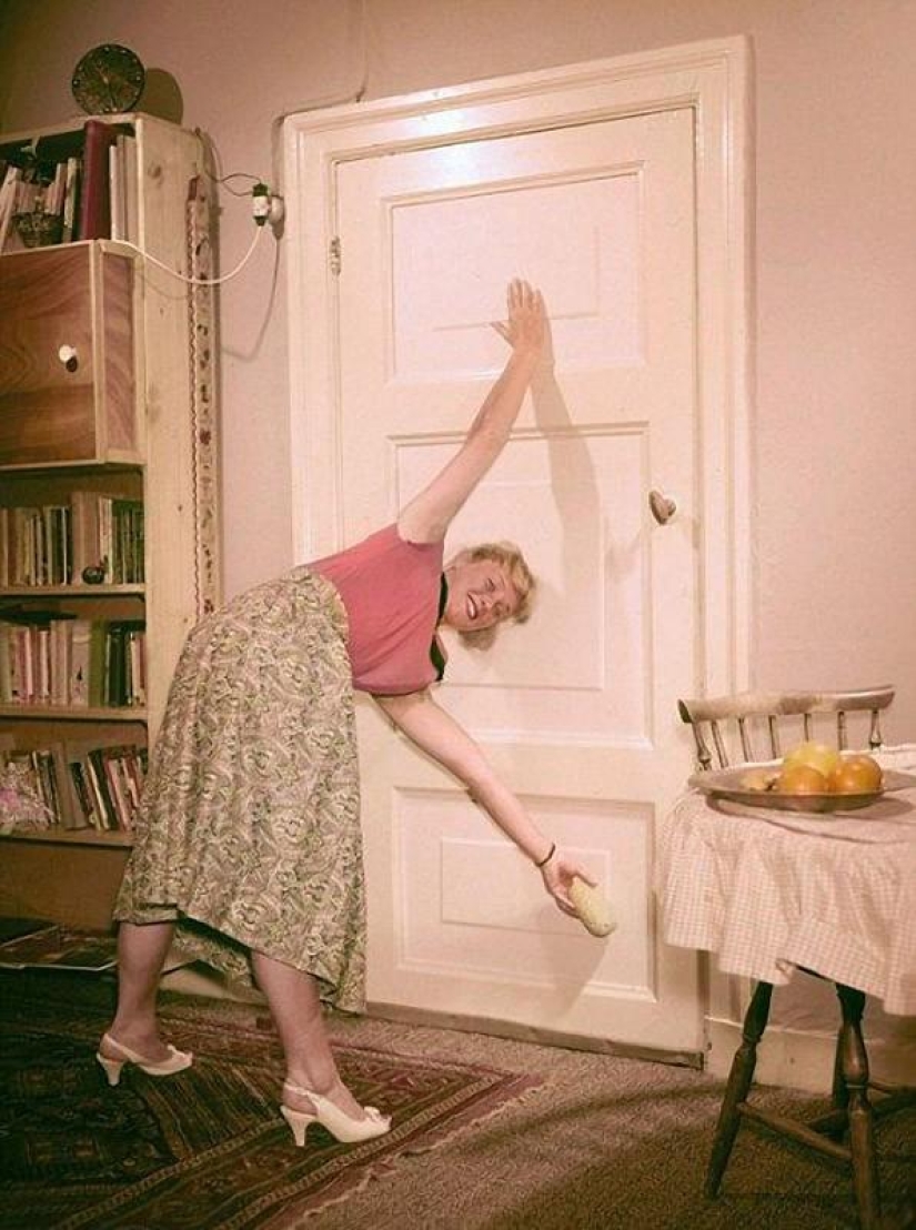 Gymnastics for housewives without leaving the daily routine