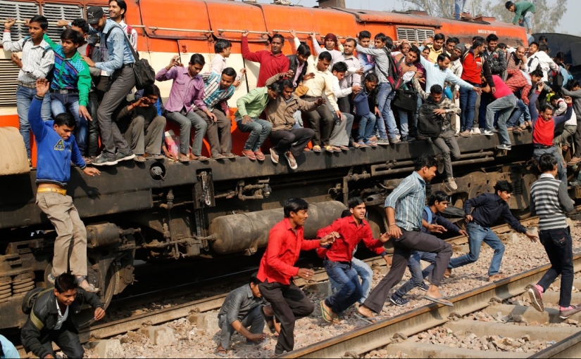 "Hang on" - the main principle of Indian Railways