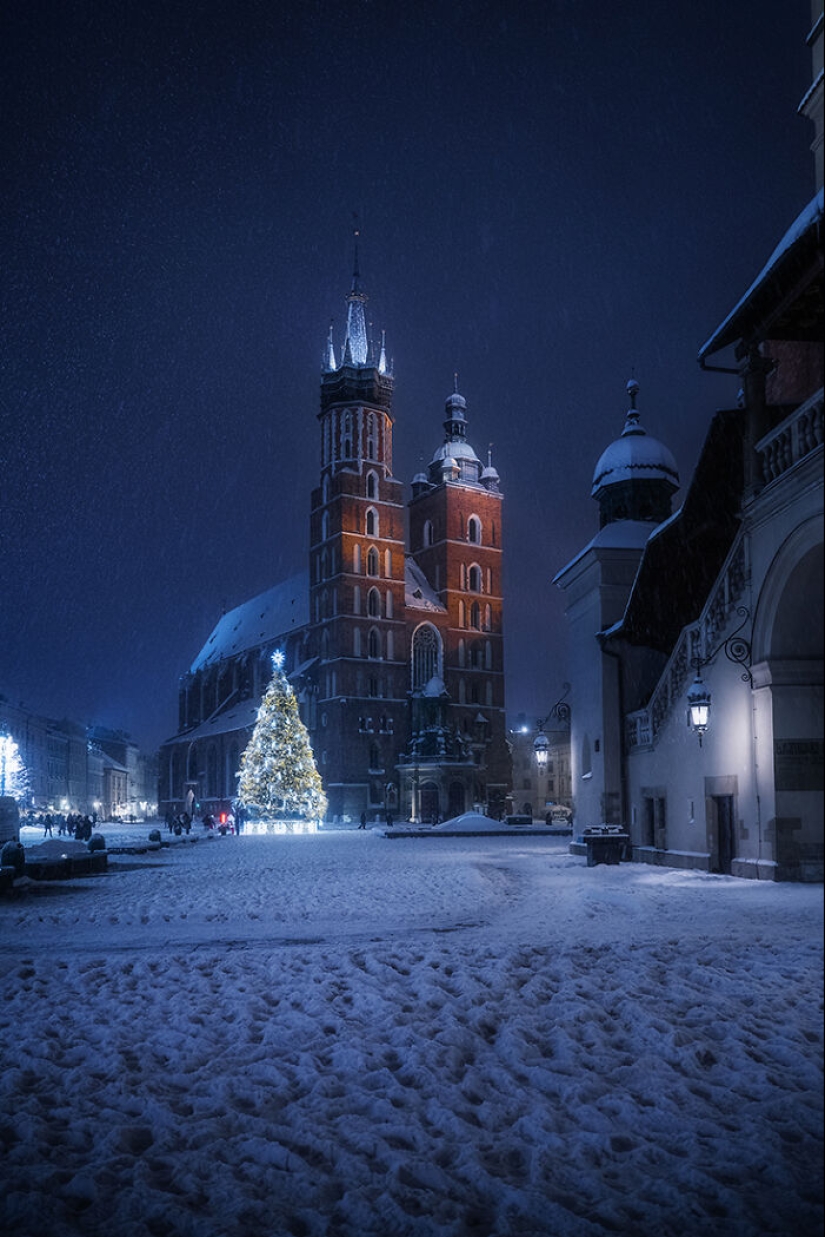 Here’s A Glimpse Into A Snowy Journey Throughout The Medieval Town Of Krakow, Captured With My Camera Lens