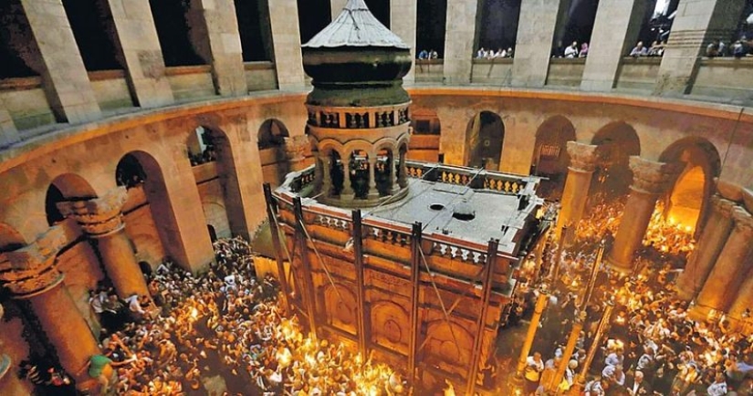 Holy Jerusalem fire: miracle or hoax?