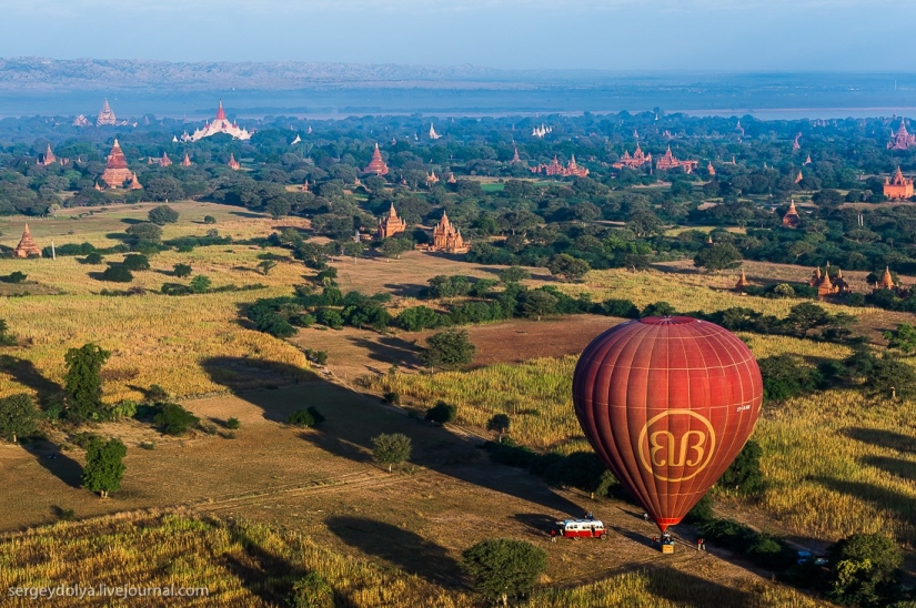 Hot air balloon flight over Bagan