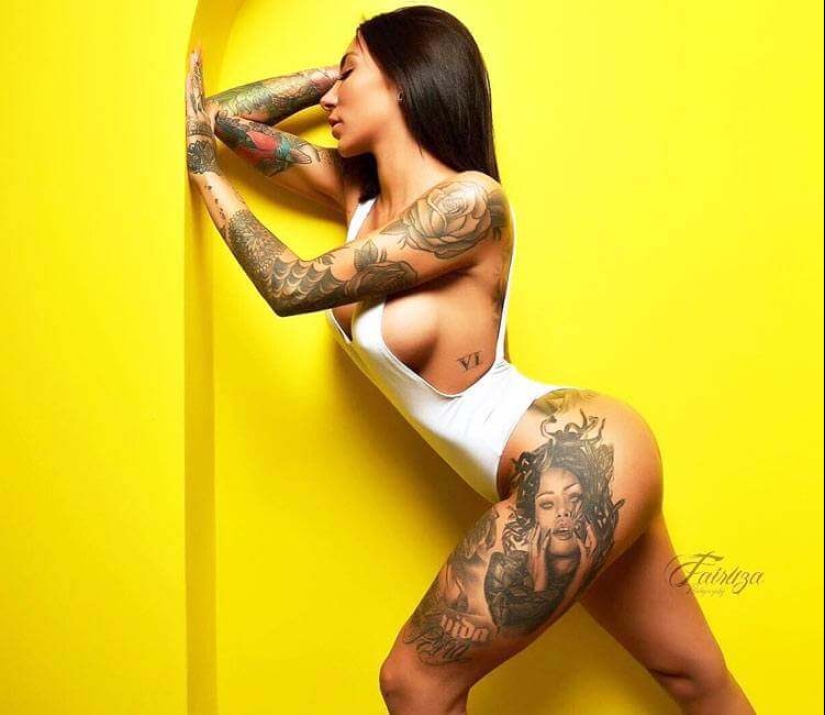 Hot Spanish tattoo model Paula Gonzalez