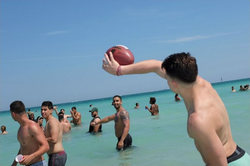 How American students spend their holidays in Miami