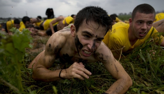 How are the military exercises of Israeli high school students