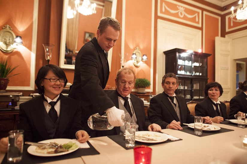 How Butlers Are Prepared in Europe