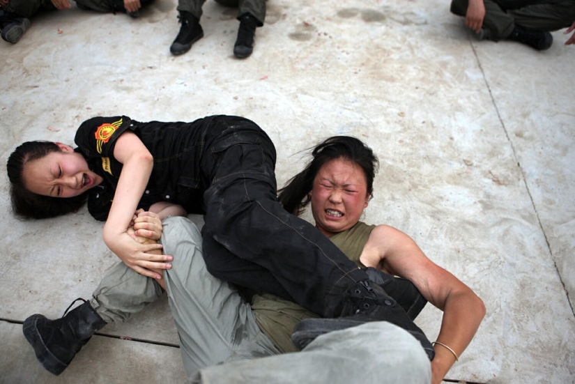 How elite female bodyguards are trained in China
