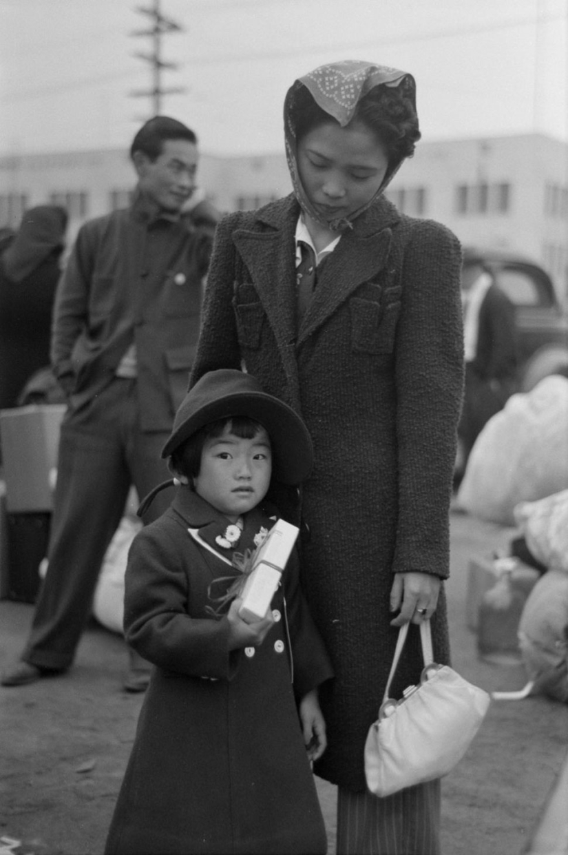 How ethnic Japanese were forced into concentration camps in the United States after Pearl Harbor