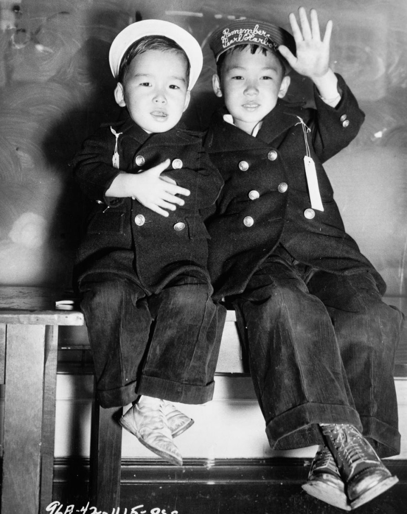 How ethnic Japanese were forced into concentration camps in the United States after Pearl Harbor