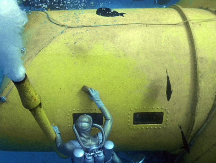 How Jacques-Yves Cousteau and his team lived and worked on the ocean floor for three months