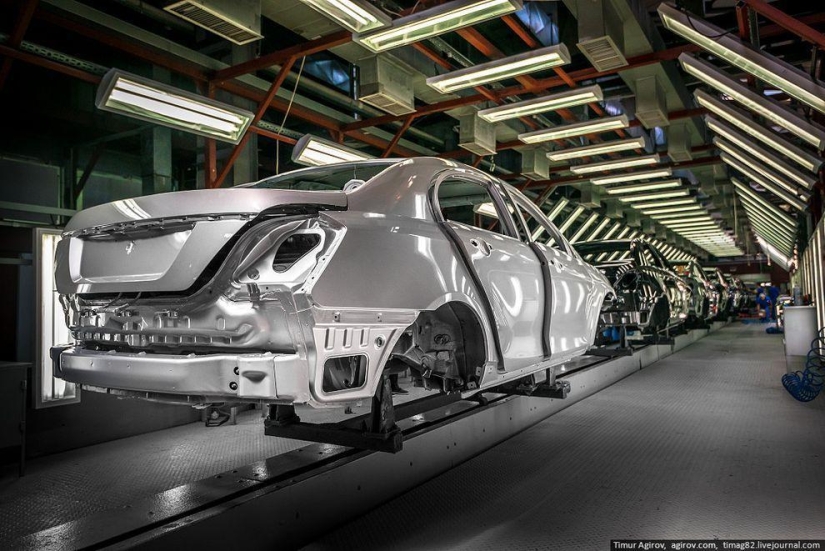 How Lifan cars are assembled at the Derways factory