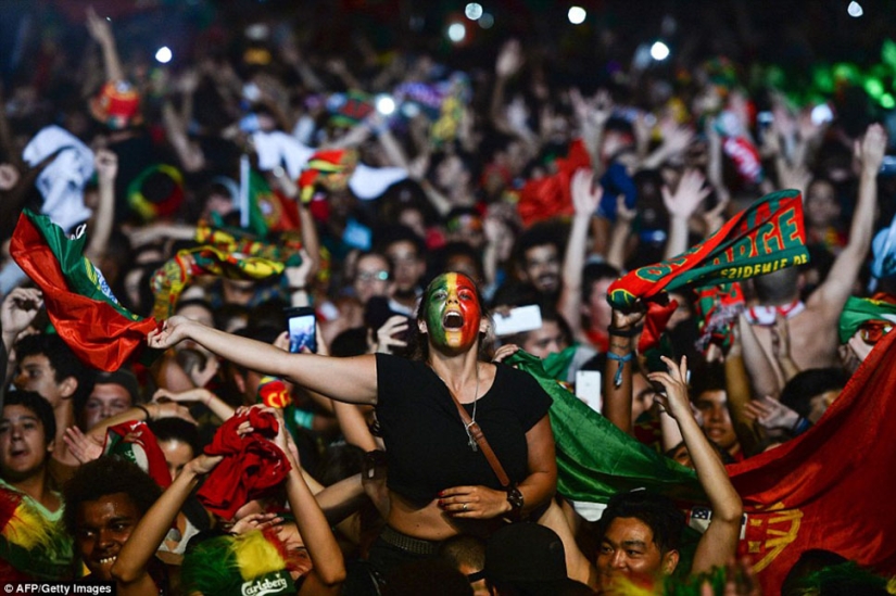 How Portugal celebrated the victory of the national team at Euro 2016