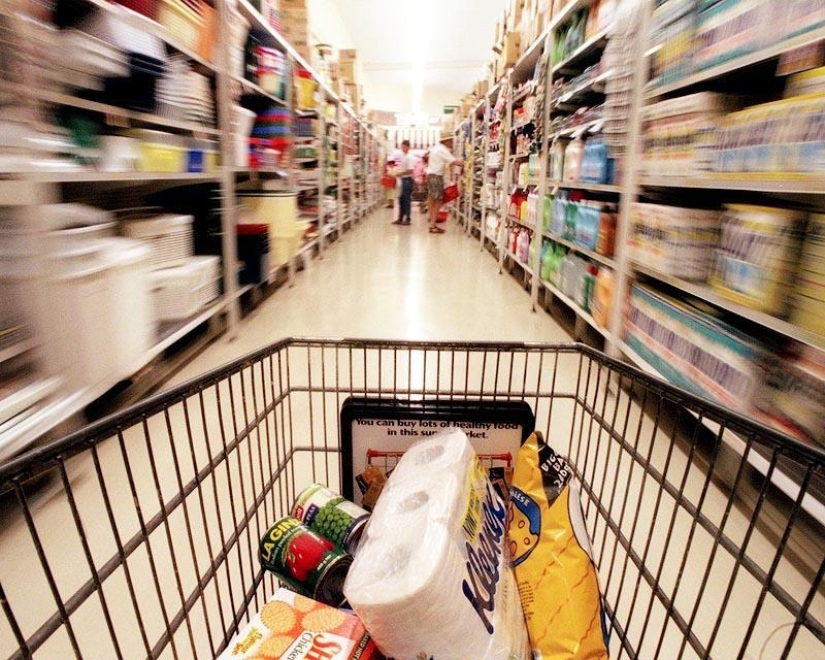 How supermarkets work: tricks that make you buy