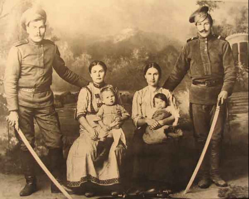 How to raise children in Cossack families