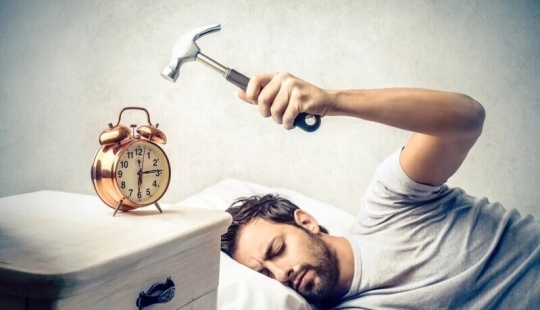 How to Wake up for exercise: 5 easy and effective way to get up early in the morning