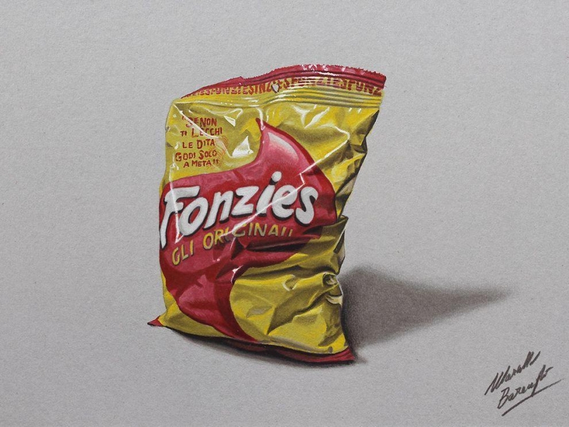 Hyper-realistic drawings of ordinary objects